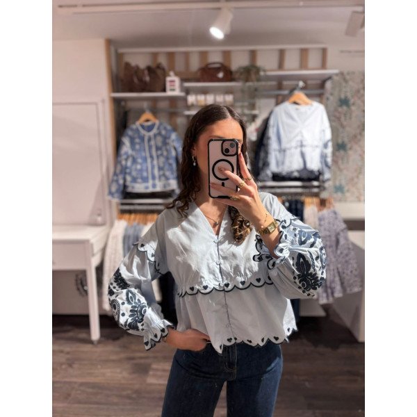 Blouse April